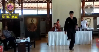 setia hati dan berdiri alief