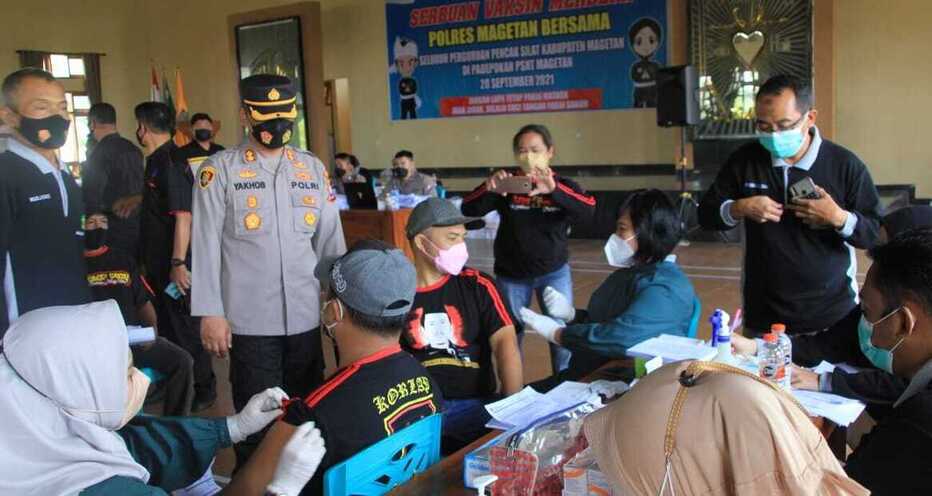 vaksin covid psht magetan