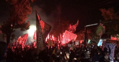 ribuan-massa-psht-serang-pemukiman-di-mojokerto