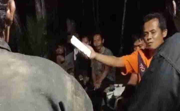 Tindakan Oknum Kadus dan Oknum Ketua RT Diduga Mengganggu Latihan PSHT di Tungkal Jaya Musi Banyuasin Pertikaian yang terjadi dalam sebuah rekaman video di dunia maya