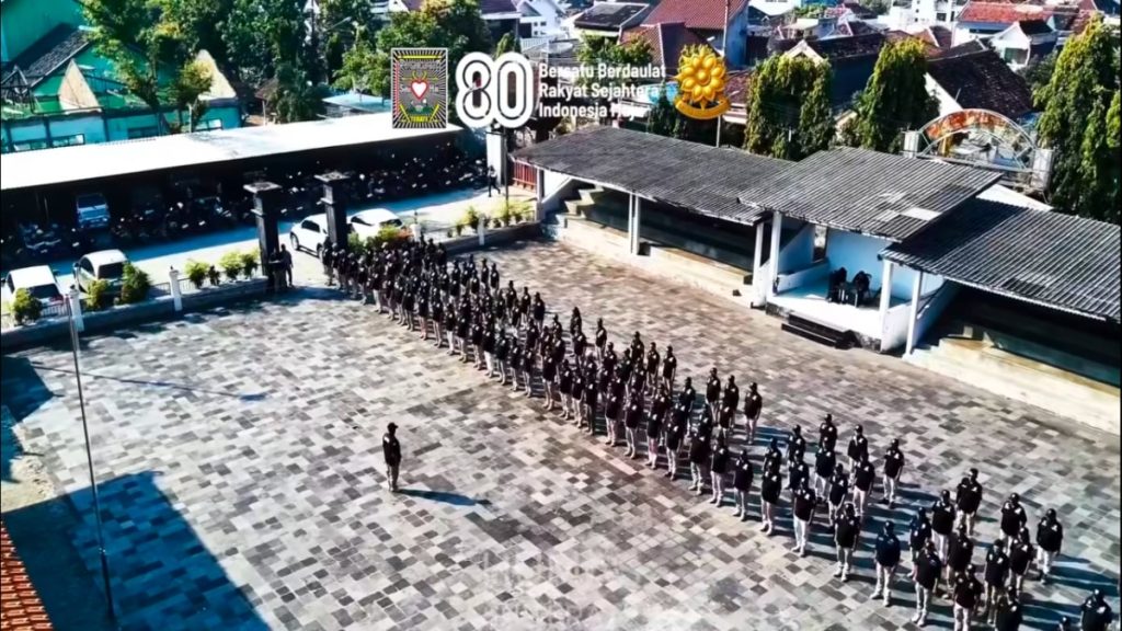 Upacara Kemerdekaan RI di Padepokan Agung Madiun PSHT Kenang Perjuangan Ki Hajar Hardjo Utomo