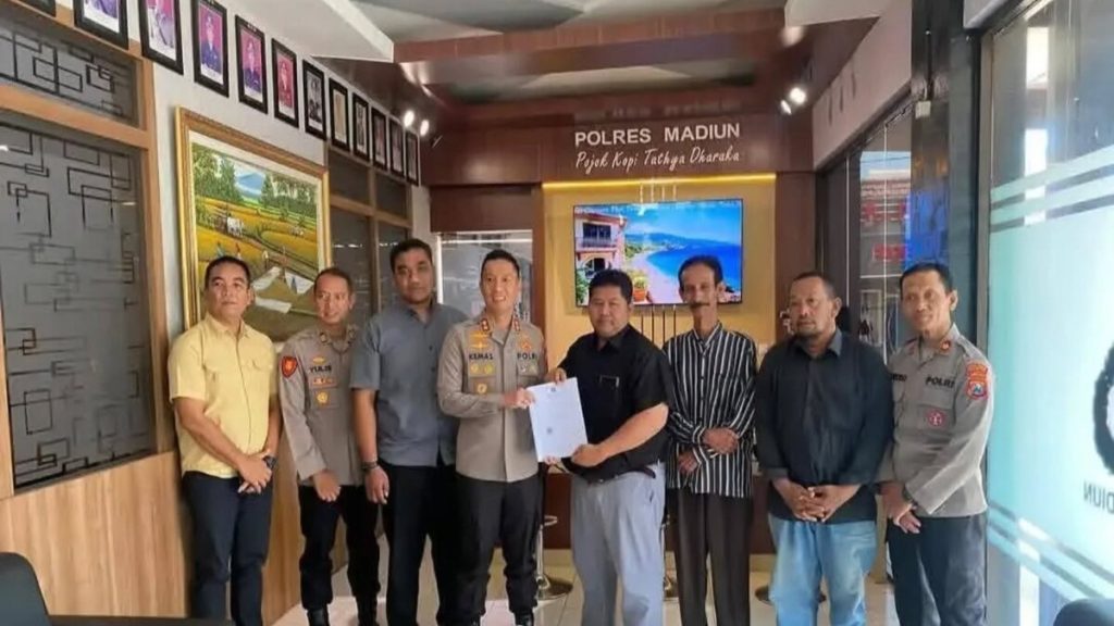biro hukum psht silaturahmi ke polres madiun
