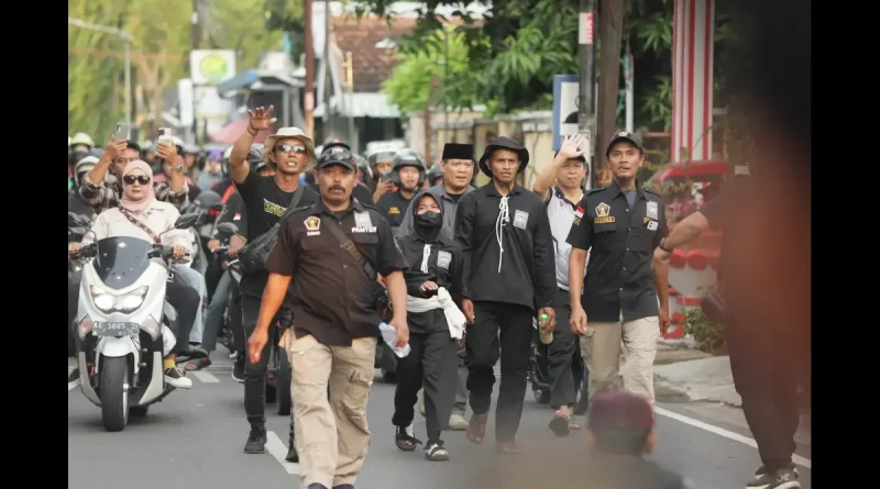 Siti Abidatul Hasanah Jalan Kaki dari Yogyakarta ke Madiun