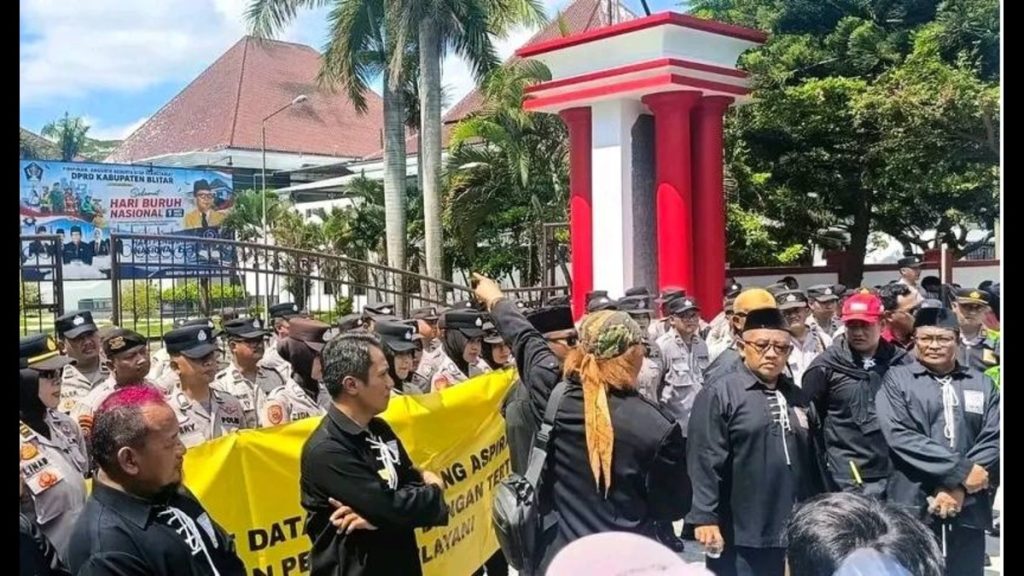 aksi psht cabang kabupaten blitar